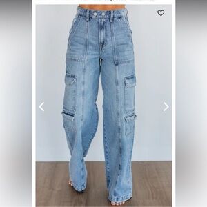 Hidden - high waisted - cargo - wide leg - flare - blue jeans 
Lightly worn!!